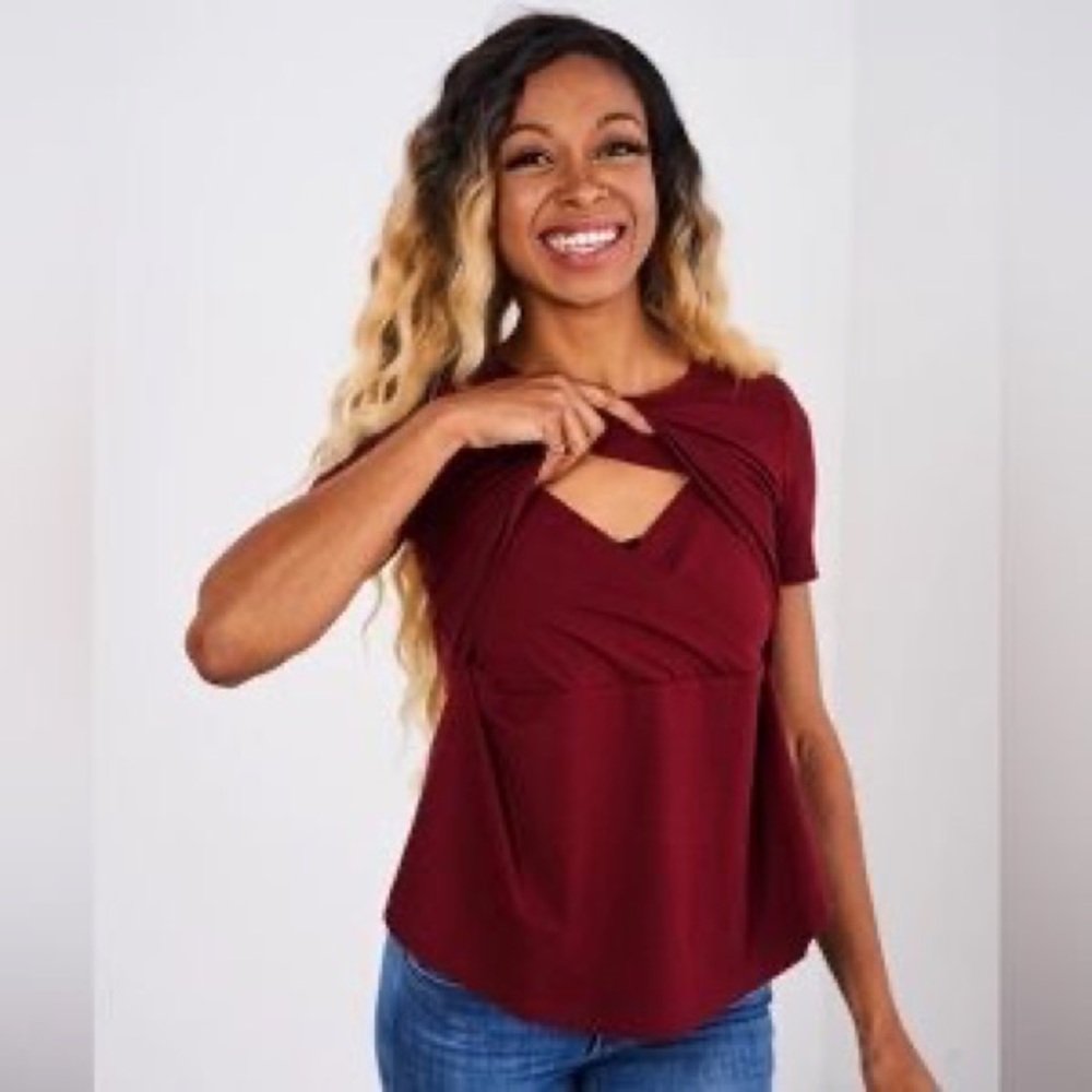Latched Mama VGUC Small cotton swing nursing tee Merlot